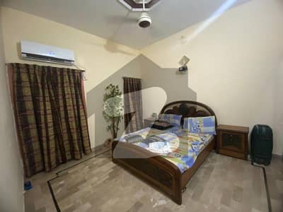 بفر زون - سیکٹر 15-A / 4 بفر زون,نارتھ کراچی,کراچی میں 6 کمروں کا 8 مرلہ مکان 4.1 کروڑ میں برائے فروخت۔