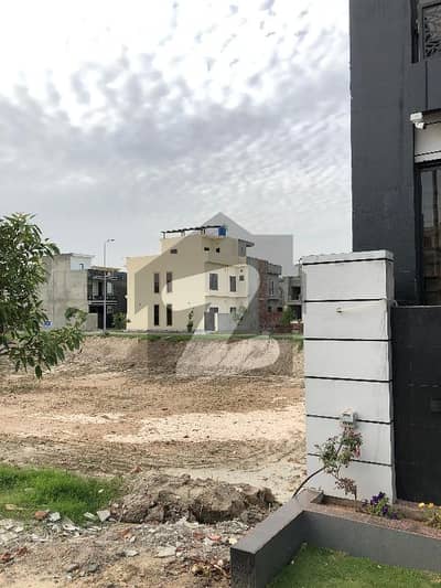 Platinum Block 5M Residential Plot Available For Sale Near To Broadway And Commercial Park View City Lahore