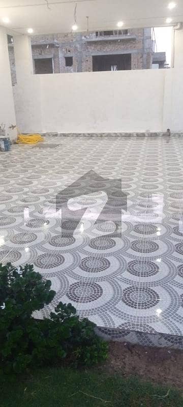 فیصل ٹاؤن - ایف ۔ 18 اسلام آباد میں 6 کمروں کا 1 کنال مکان 2.5 لاکھ میں کرایہ پر دستیاب ہے۔