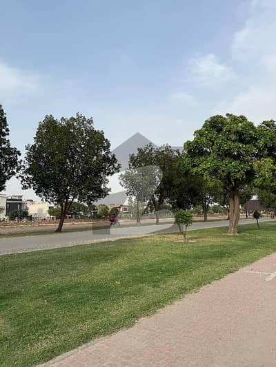 اے ڈبلیو ٹی فیز 2 اے ڈبلیو ٹی آرمی ویلفیئر ٹرسٹ,رائیونڈ روڈ,لاہور میں 1 کنال رہائشی پلاٹ 1.3 کروڑ میں برائے فروخت۔