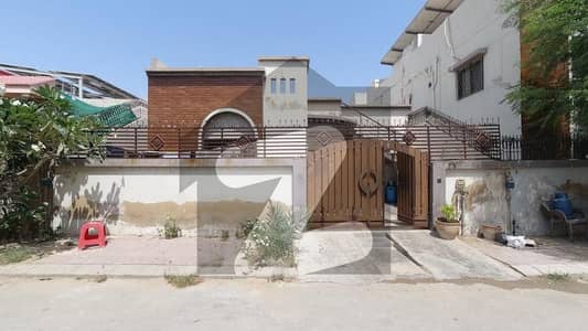 صائمہ عریبین ولاز گداپ ٹاؤن,کراچی میں 3 کمروں کا 10 مرلہ مکان 2.4 کروڑ میں برائے فروخت۔