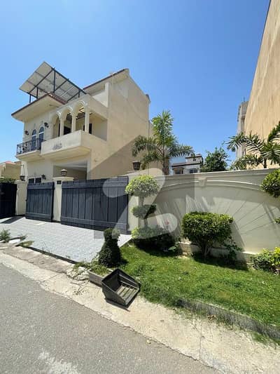 10 Marla furnished Corner House for sale in Citi housing Jhelum