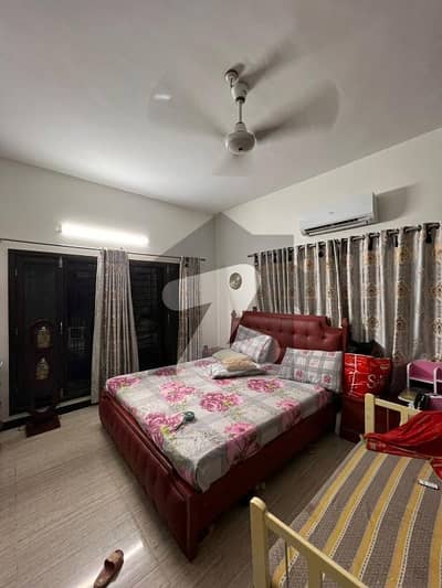 Park Facing Single Storey Livable House For Sale