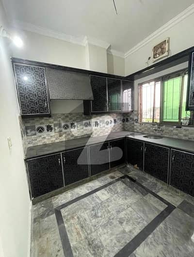 پاک عرب ہاؤسنگ سوسائٹی لاہور میں 1 کمرے کا 3 مرلہ فلیٹ 27.0 ہزار میں کرایہ پر دستیاب ہے۔