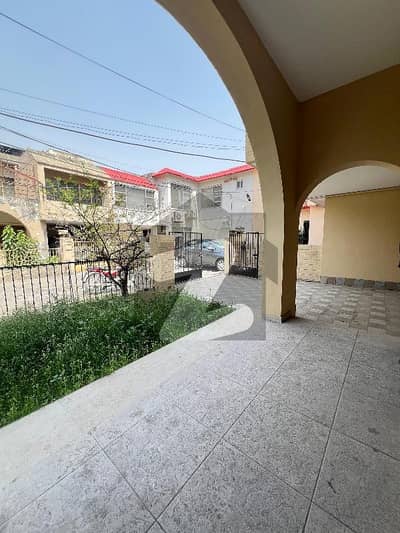 10 Marla House for Rent in Gulberg 3, Gulberg | Ideal for Family