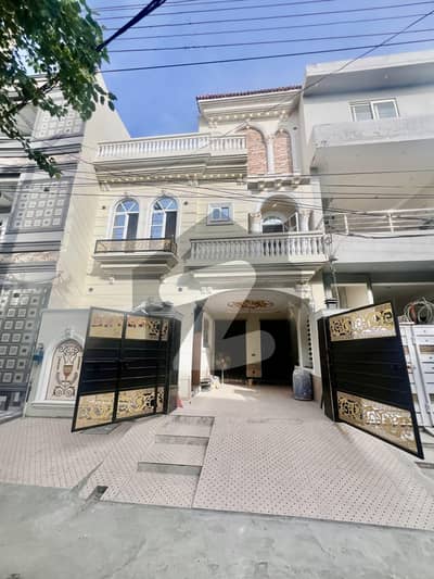 5 Marla Brand New Luxury Spanish Style House All Original Picture Direct Meeting Available For Sale in Johar Town phase 2.