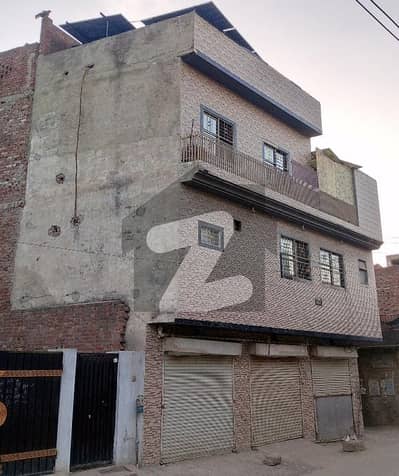 شاہ کمال روڈ لاہور میں 2 مرلہ Studio عمارت 3.05 کروڑ میں برائے فروخت۔