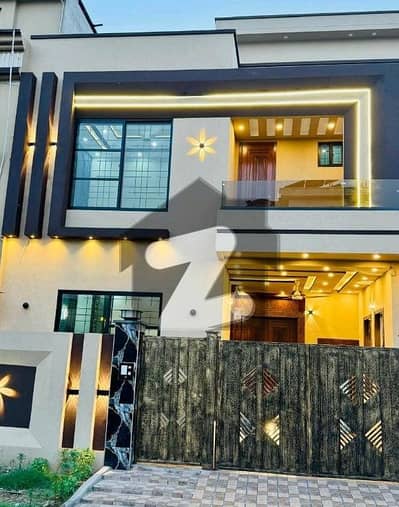 سٹی ہاؤسنگ سوسائٹی گوجرانوالہ میں 4 کمروں کا 5 مرلہ مکان 1.9 کروڑ میں برائے فروخت۔