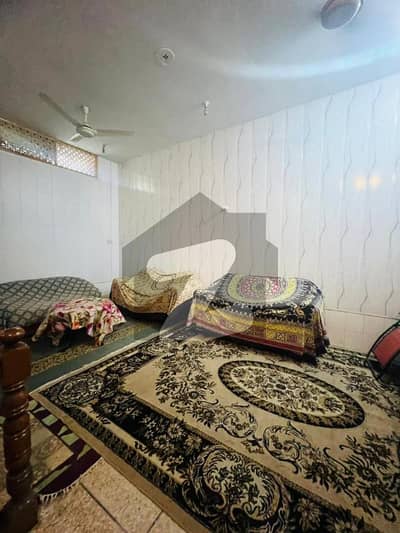 ڈی ایچ اے فیز 4 ڈیفنس (ڈی ایچ اے),لاہور میں 10 مرلہ Studio کمرہ 36.0 ہزار میں کرایہ پر دستیاب ہے۔