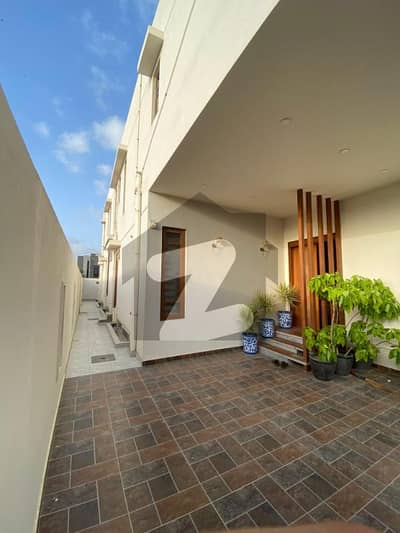 Brand New Bungalow 500 Yards 2 Unit Luxurious And Well Design At Zulfiqar Street