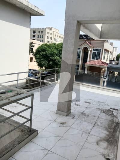 **2 Bed Lower Lock Upper Portion for Rent Hot Offer**