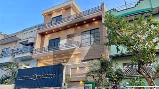 G-13 Islamabad Sun Face 30x60 Brand New Double Storey House For Sale G-13 Islamabad Sun Face 30x60 Brand New Double Storey House For Sale
