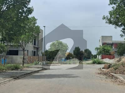 Prime location 10 Marla residential plot for sale