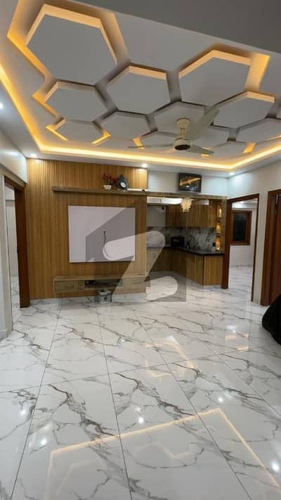 بخاری کمرشل ایریا ڈی ایچ اے فیز 6,ڈی ایچ اے ڈیفینس,کراچی میں 3 کمروں کا 5 مرلہ فلیٹ 2.35 کروڑ میں برائے فروخت۔