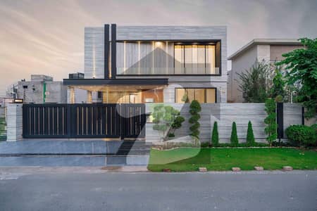1 Kanal Top Quality Build Luxurious Beautiful Modern Design Villa With Basement For Sale In DHA Lahore Phase 7 Prime Location