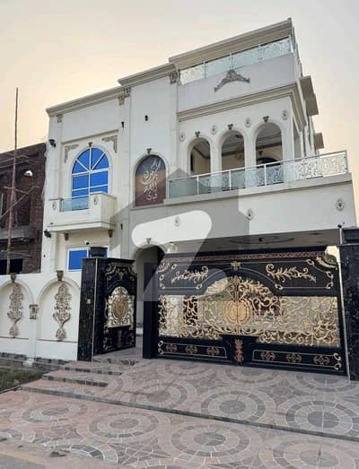 Well-Constructed Prime Location House Available For Sale In Royal Palm City