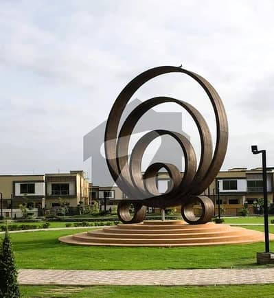 300 Sq Yards 5 Bed DD with Double Kitchen (Brigadier House)