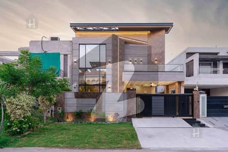 Near Y Block McDonald 10 Marla Brand New Ultra Modern House