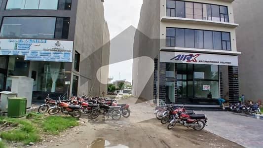 ڈی ایچ اے فیز 8 ڈیفنس (ڈی ایچ اے),لاہور میں 8 مرلہ کمرشل پلاٹ 7.25 کروڑ میں برائے فروخت۔