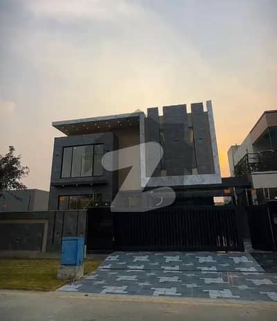 1 Kanal Luxury House With Basement For Sale Prime Location Of Phase 8 W Block