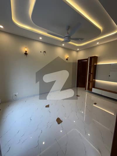 4 Marla Brand New House Available For Rent