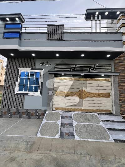 Golden Opportunity! 120 Sq Yard House In Prime Location Don't Miss Out!