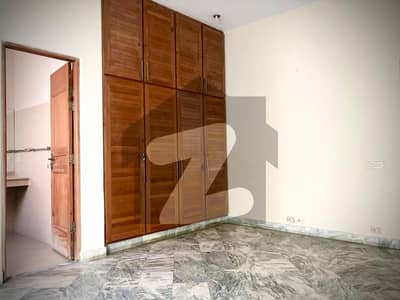 BEAUTIFULL UPPER PORTION FOR RENT IN DHA LAHORE