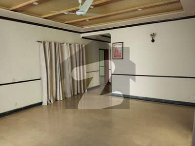 1 Kanal Beautiful Upper Portion For Rent In DHA Phase 4 Lahore