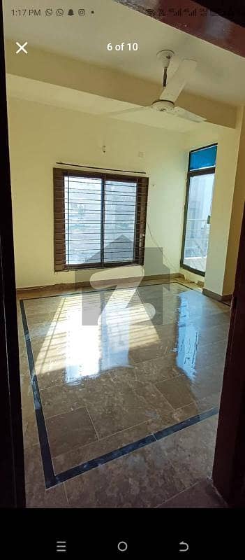 3 bed flat for rent family plza mini market All facilities available