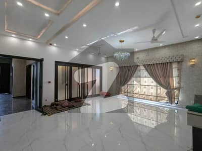 بحریہ ٹاؤن جاسمین بلاک بحریہ ٹاؤن سیکٹر سی,بحریہ ٹاؤن,لاہور میں 3 کمروں کا 10 مرلہ بالائی پورشن 70.0 ہزار میں کرایہ پر دستیاب ہے۔