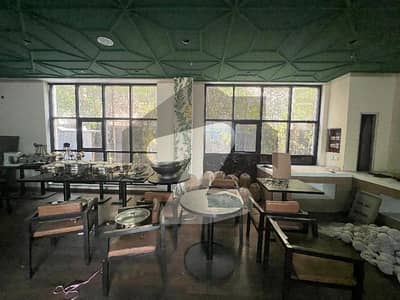 ایم ایم عالم روڈ گلبرگ,لاہور میں 1 کنال دکان 18.0 لاکھ میں کرایہ پر دستیاب ہے۔