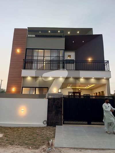 5 Marla LuxriouX House For Sale In Buch Villas Multan