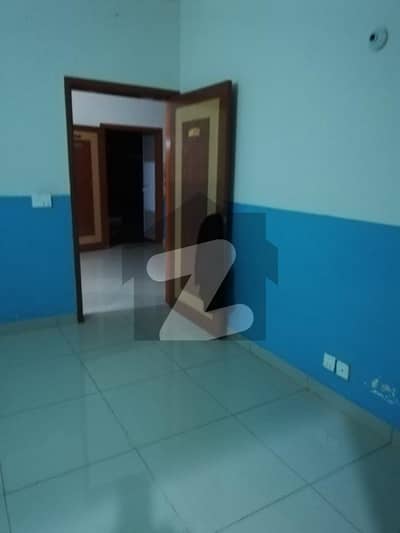 نارتھ کراچی کراچی میں 4 کمروں کا 5 مرلہ مکان 1.45 کروڑ میں برائے فروخت۔