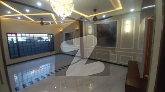 5 Marla beautiful house For Sale In Bahria Town, Prime Location