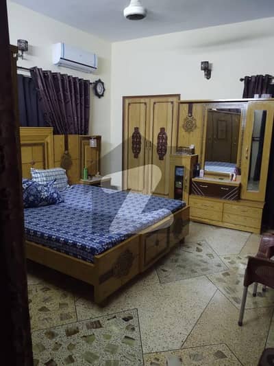نارتھ ناظم آباد ۔ بلاک جے نارتھ ناظم آباد,کراچی میں 10 کمروں کا 11 مرلہ مکان 4.55 کروڑ میں برائے فروخت۔