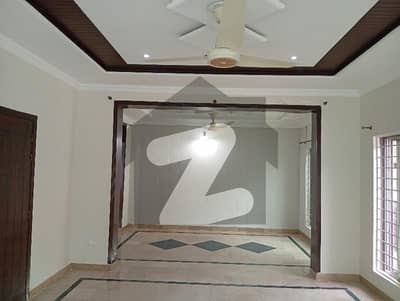 10 Marla Marla House For Rent In Media Town Block D