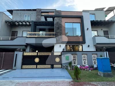 بحریہ نشیمن لاہور میں 3 کمروں کا 5 مرلہ مکان 1.69 کروڑ میں برائے فروخت۔