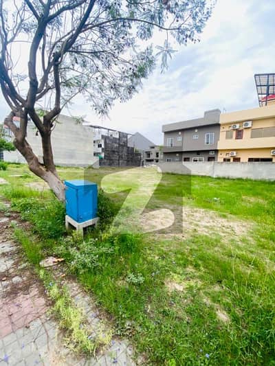 Block T Size 10 Marla Plot For Sale Gulberg Residential Islamabad