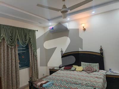 10 Marla double story fantastic house at Sabzazar N block