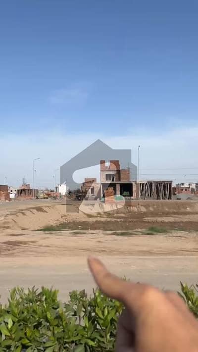 پارک ویو سٹی - امپیریل بلاک پارک ویو سٹی,لاہور میں 5 مرلہ رہائشی پلاٹ 61.5 لاکھ میں برائے فروخت۔