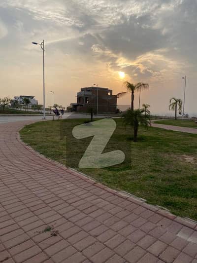 بحریہ ٹاؤن فیز 8 ۔ بلاک آئی بحریہ ٹاؤن فیز 8,بحریہ ٹاؤن راولپنڈی,راولپنڈی میں 5 مرلہ رہائشی پلاٹ 60.0 لاکھ میں برائے فروخت۔