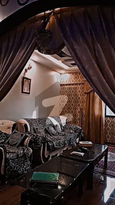 Luxurious upper portion for rent in Gulshan-e-Iqbal, Block 7