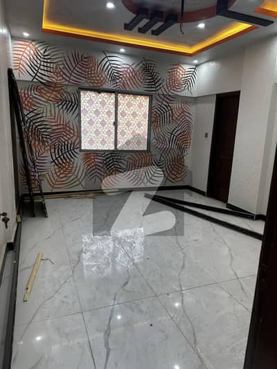 FRONT 2 SIDE CORNER WITH 3 BALCONIES 3 BED DD FLAT AVAILABLE FOR SALE AF PARSI COLONY KARACHI