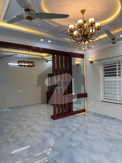 40 x 80 Beautiful Brand New Lower /Upper Portion For Rent In G 13 Islamabad.