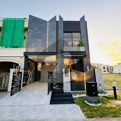 3 Years Installments Plan 5 Marla Brand New House For Sale In Park View City