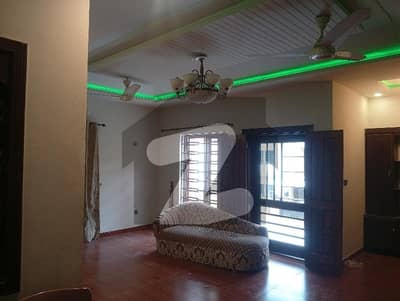 میڈیا ٹاؤن ۔ بلاک ڈی میڈیا ٹاؤن,راولپنڈی میں 3 کمروں کا 10 مرلہ بالائی پورشن 80.0 ہزار میں کرایہ پر دستیاب ہے۔