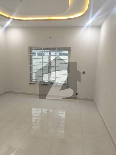 3 Bedrooms Ground Portion Available For Rent In G9