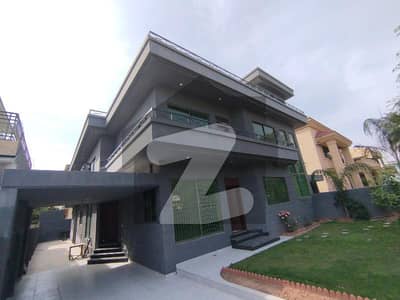 7 Bedrooms Beautiful House For Rent With Basement In F-11, Islamabad