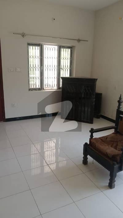 3 Beds Separate Gate Beautiful Portion Neat & Clean Accommodation