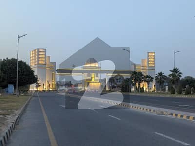 01 Kanal 60feet Road Corner Plot Available For Sale In Sector-P